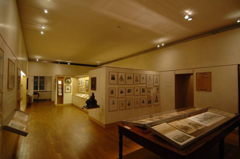 BAREZZI 04.jpg